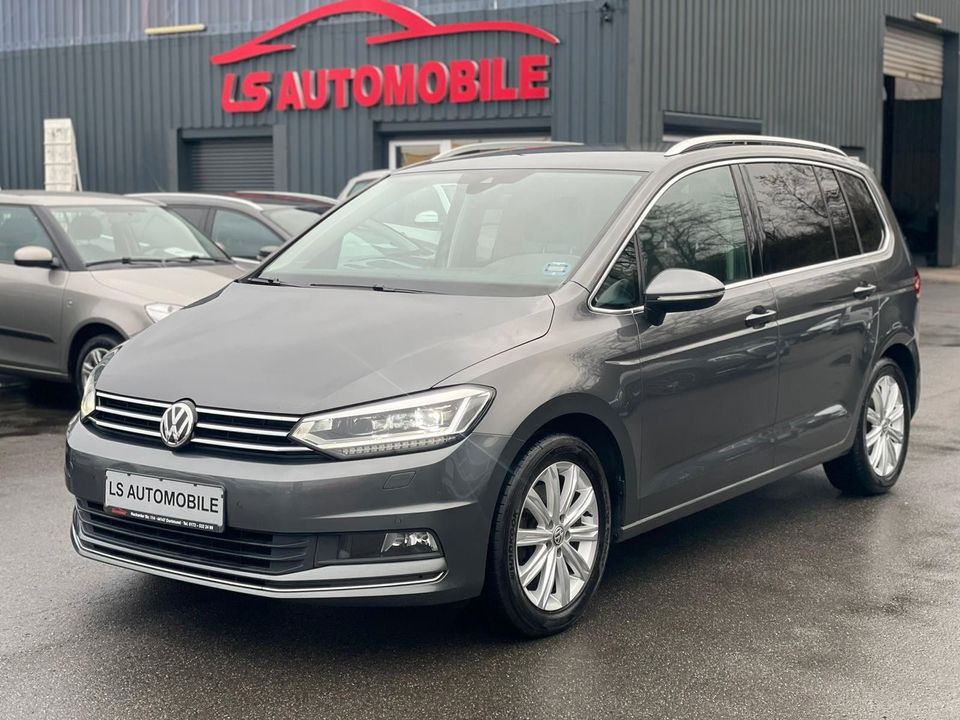 Volkswagen Touran Highline Aut./R-Cam/LED-Scheinw/Navi/1.Hd in Dortmund