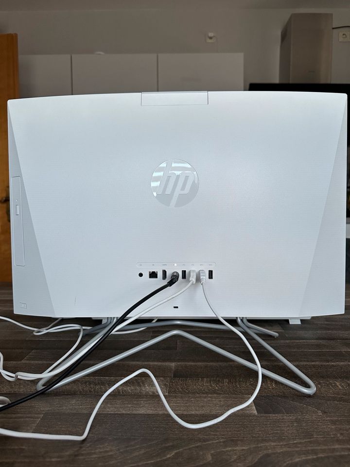 HP All-in-One PC 23,8 Zoll/ 8 GB RAM, 512 GB SSD in Rechtsupweg