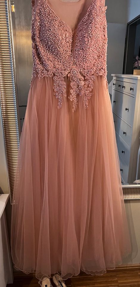 Ballkleid/Abendkleid von Bonnie Blush Größe 38-40 in Hamburg-Nord - Hamburg  Winterhude | eBay Kleinanzeigen ist jetzt Kleinanzeigen