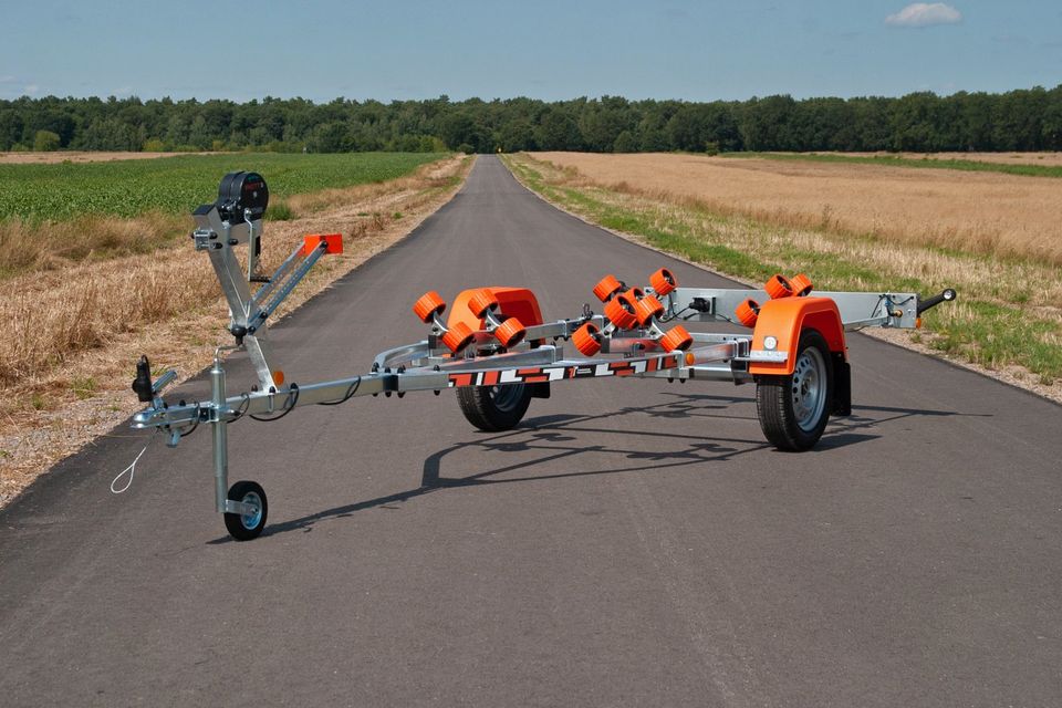 500 kg Bootsanhänger Trailer Multiroller 100 km/h Zulassung NEU in Weilerswist