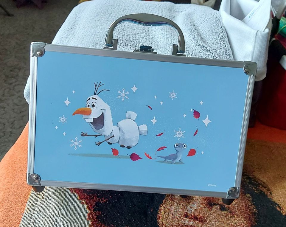 Disney Frozen 2 Die Eiskönigin 2 Make Up Koffer Set in Hamburg