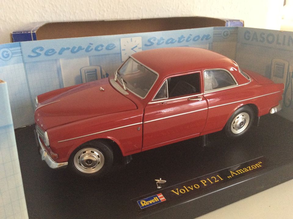 Revell 1:18 Modellauto Volvo P121 Amazon rot in Nordrhein-Westfalen -  Lippetal | Modellbau gebraucht kaufen | eBay Kleinanzeigen ist jetzt  Kleinanzeigen