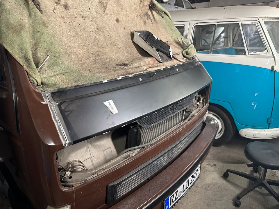 Vw t1 t2 t3 t4 t5 Instandsetzung Karosseriebau Lackierung Lack in Breitenfelde