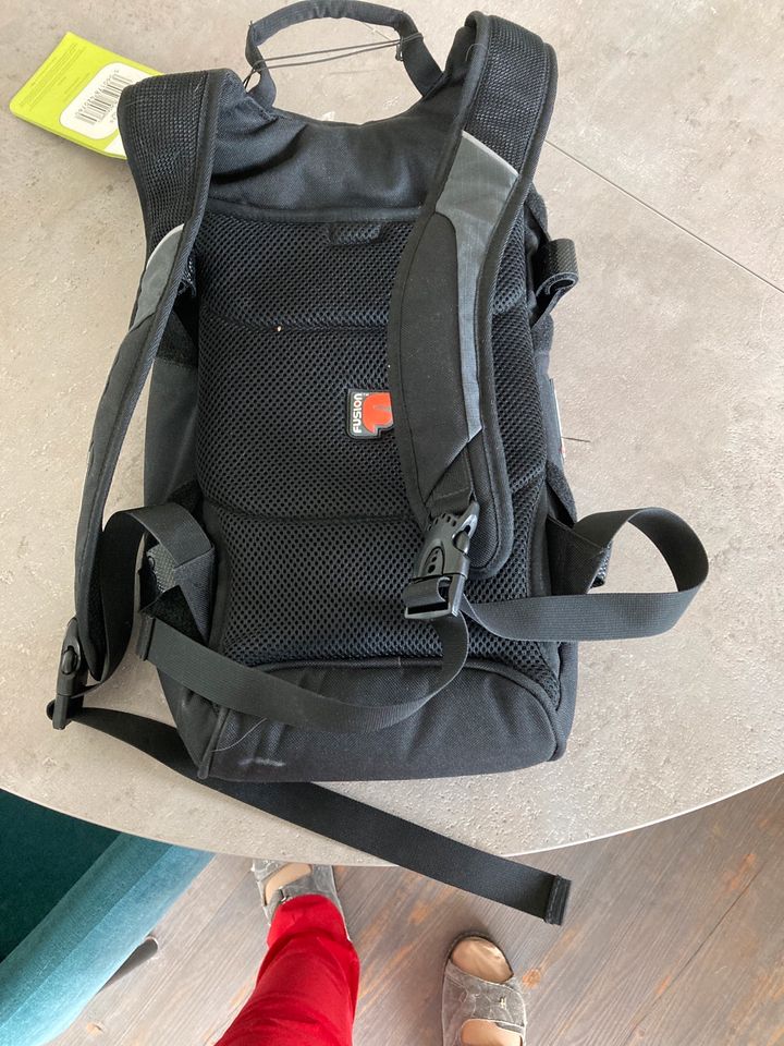Fusion Fuse-on Rucksack Small Backpack schwarz viele Taschen neu in Ravensburg