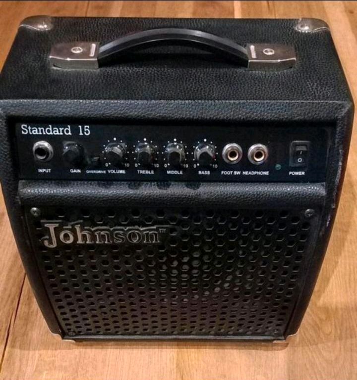 Johnson Standart 15 Watt Verstärker mit Kabel in Frechen