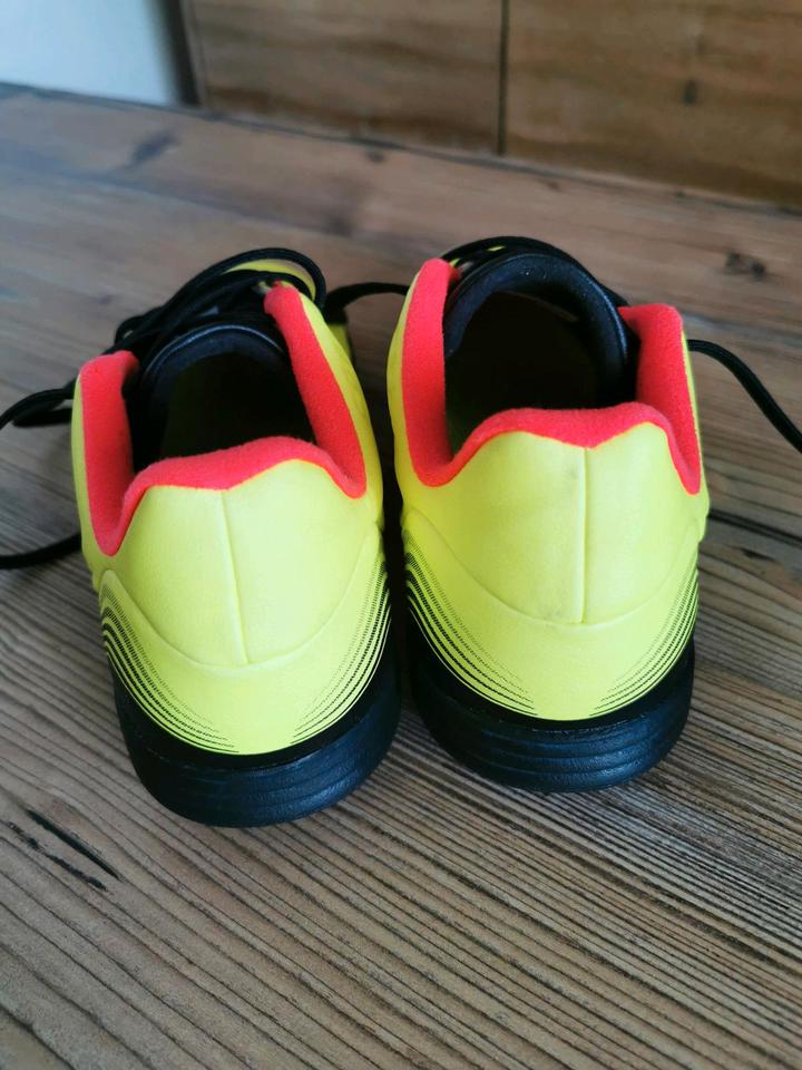 Adidas Copa Fussballschuhe Kunstrasen gelb orange Größe 38 in Zirndorf