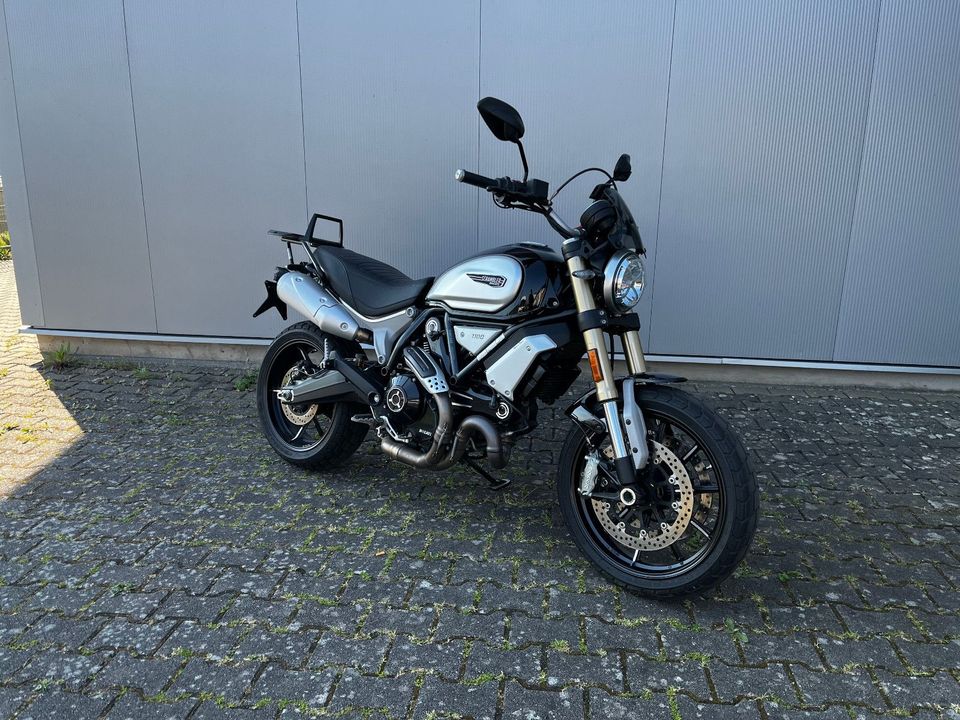 Ducati Scrambler 1100 Diamond Black in Wilburgstetten