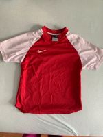 Shirt Nike Größe 128-140 Hessen - Bürstadt Vorschau