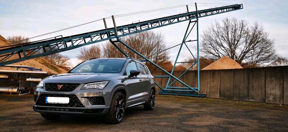 Cupra Ateca LE Limited Edition Akrapovic 20" grau AHK Panorama in Unna