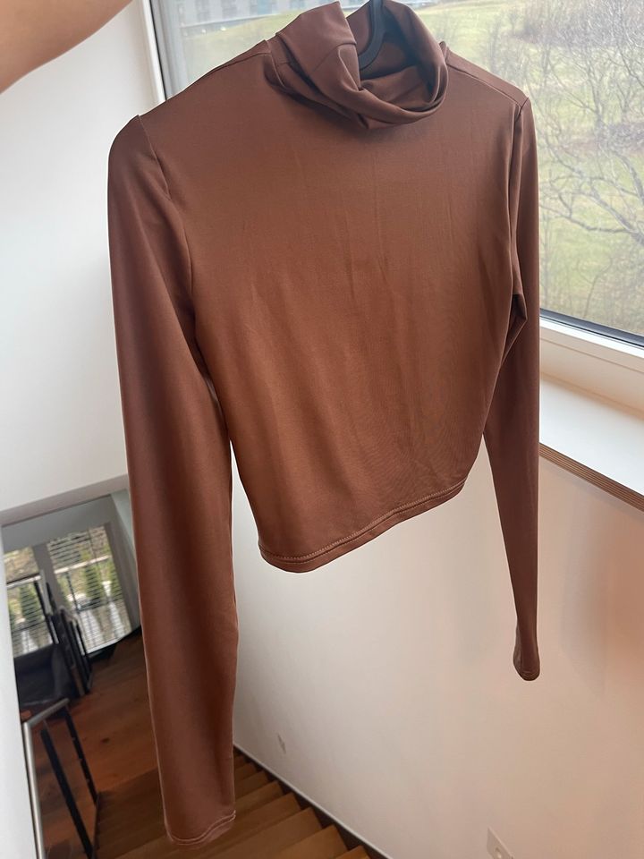 Rollkragen T-Shirt Brown Satin in Horben