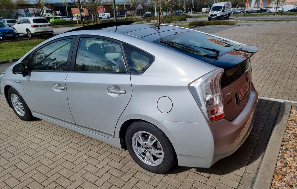 Toyota Prius Executive Vollleder Solar SD WR in Berlin