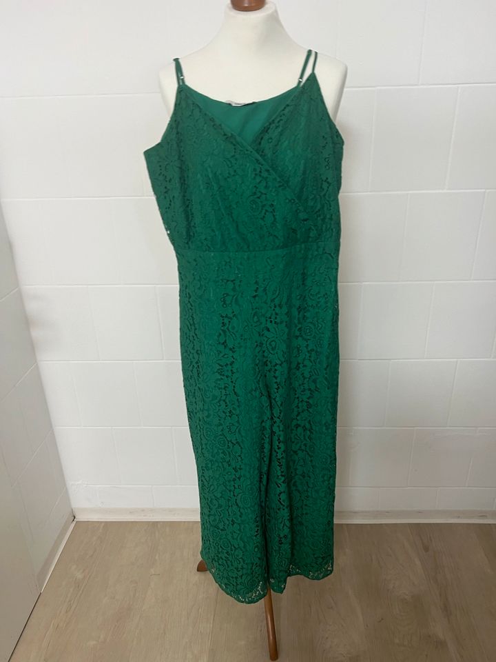 Spitzen Jumpsuit von Only Gr.38 grün wie Neu in Oberhausen