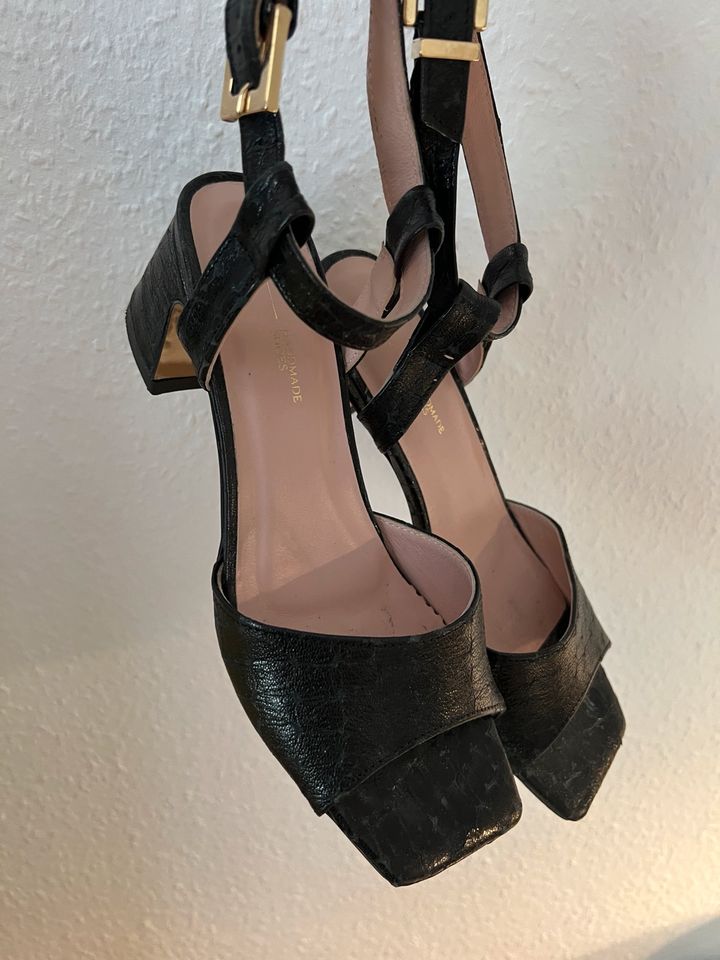 Sandalen L37/ Old Town, schwarz, 38 in Berlin