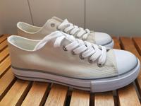 Sneaker Chucks Gr. 37 ungetragen beige Brandenburg - Oranienburg Vorschau