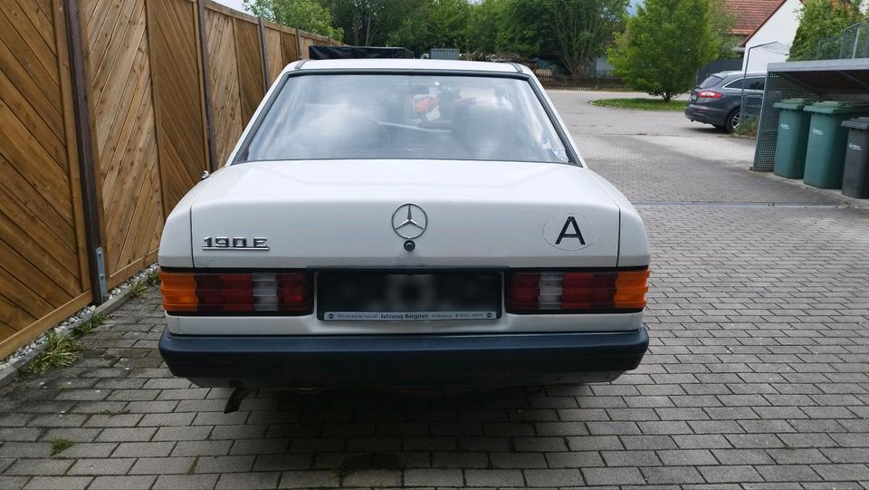 Mercedes 190E W201 in Velden