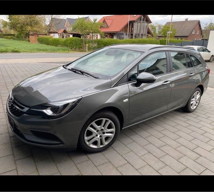 Opel Astra Sports Tourer in Glandorf