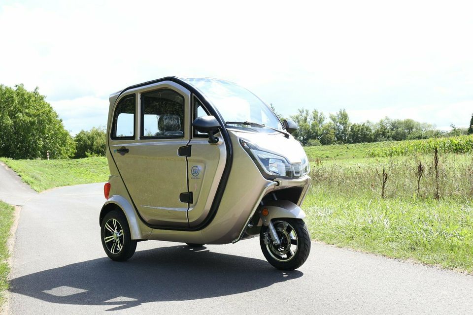 E-Kabinenroller CityMobil Elektroscooter Mopedauto 2200W 72V 65Ah in Gochsheim