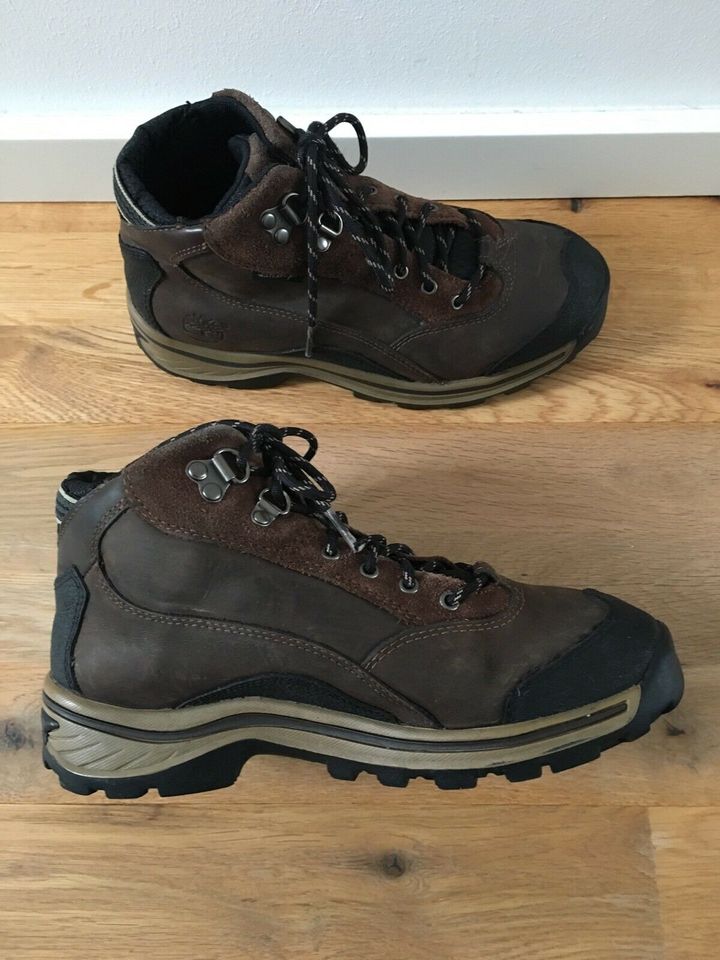 Marken Kinderschuhe Stiefel Wanderschuhe Mädchen Jungen Gr. >36 in Gießen