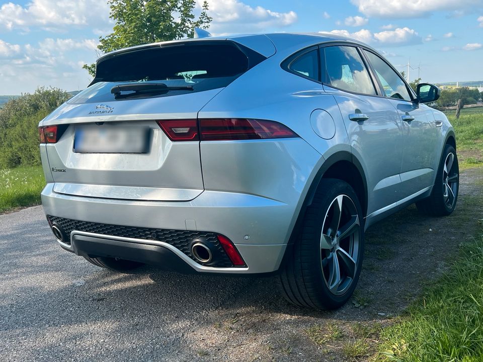 Jaguar E-Pace / R-Dynamic / Virtual / AHK/ Autogas /Wifi in Brilon