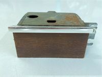 Oldtimer Aschenbecher Holz Chrom Gebraucht 25,-VB* Hessen - Brombachtal Vorschau