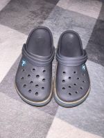 CROCS • C 12/13 • Gr. 30 • Farbe grau Niedersachsen - Burgwedel Vorschau