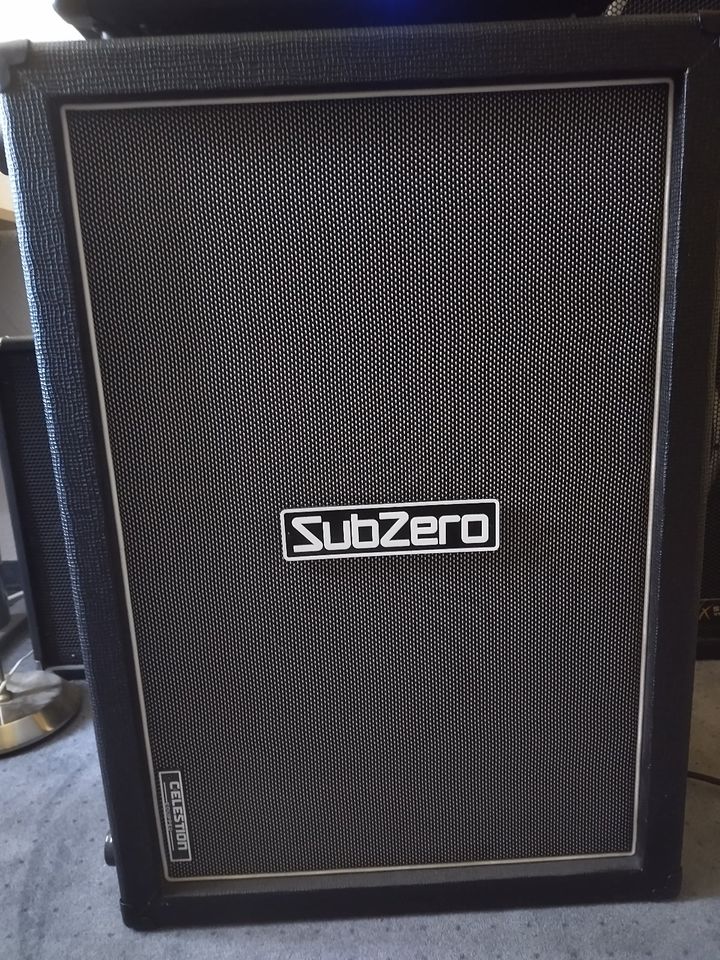 Gitarrenverstärker SubZero Voyager-15 Half Stack in Ratingen