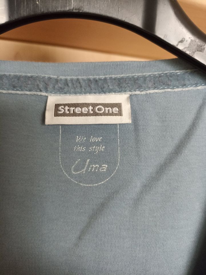 Shirt, Street ONE Uma, Größe 42, blau in Steinau an der Straße