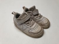 Nike Sneaker / Turnschuh Kind weiß 25 Wandsbek - Hamburg Volksdorf Vorschau
