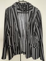 Schwarz weiß Blazer Jacke 36 Cardigan Muster gestreift S Kragen Nordrhein-Westfalen - Bad Salzuflen Vorschau