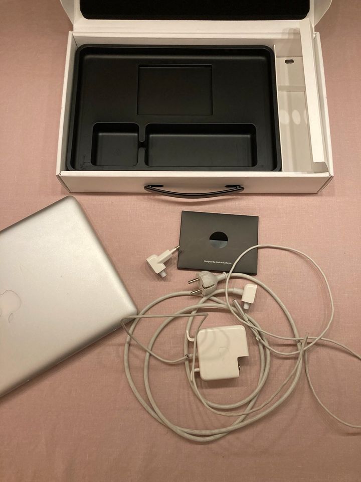 MacBook Pro 13 in Stuttgart