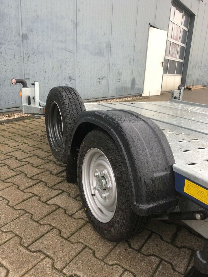 ⭐⭐ kautionsfrei Anhänger mieten ab 10€ Vermietung BrianJamesTrailers 2600kg e-Winde 500x200cm Kfz-Trailer Autotransporter tiefergelegte Autos abschleppen Motorrad Rennwagen BJT in Leipzig