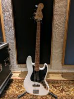 Fender Jazz Bass mit Seymour Duncan Pickups Nordrhein-Westfalen - Paderborn Vorschau