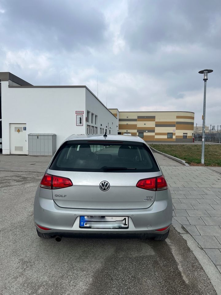 Auto VW Golf VII in München