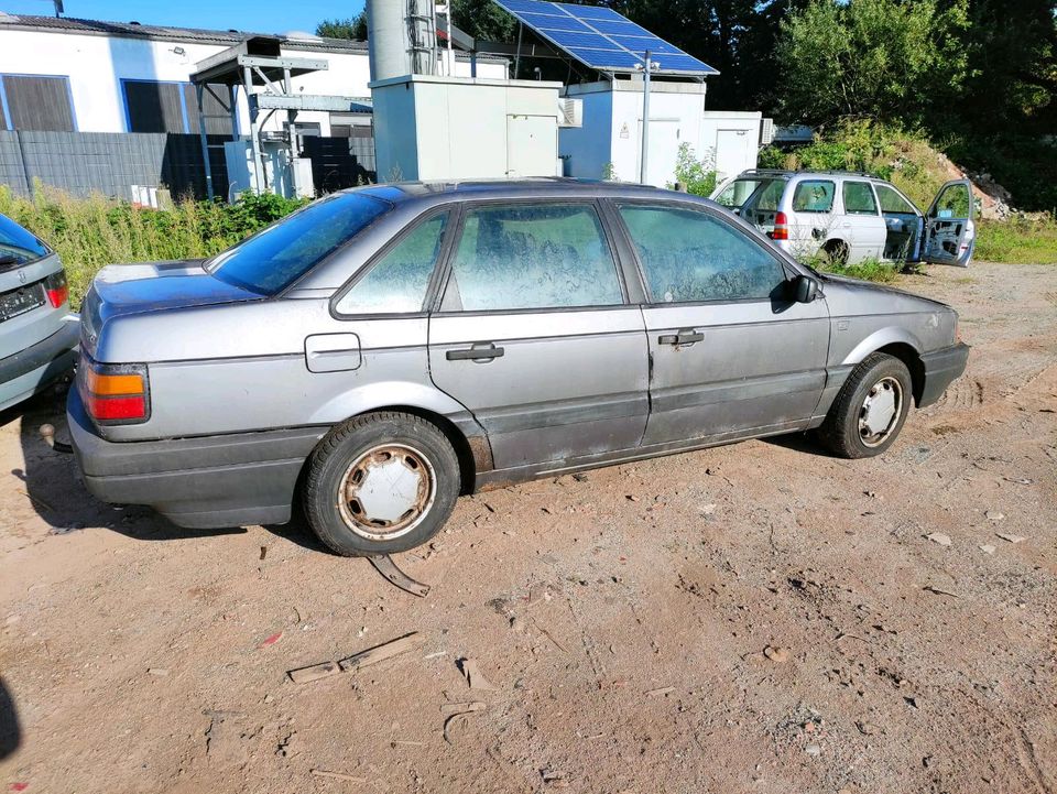 VW Passat 35i Nasenbär zum Ausschlachten Schlachtfest Ersatzteile in Achim