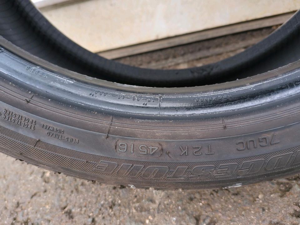 Sommerreifen 215/40 R17 87V Bridgestone in Apolda