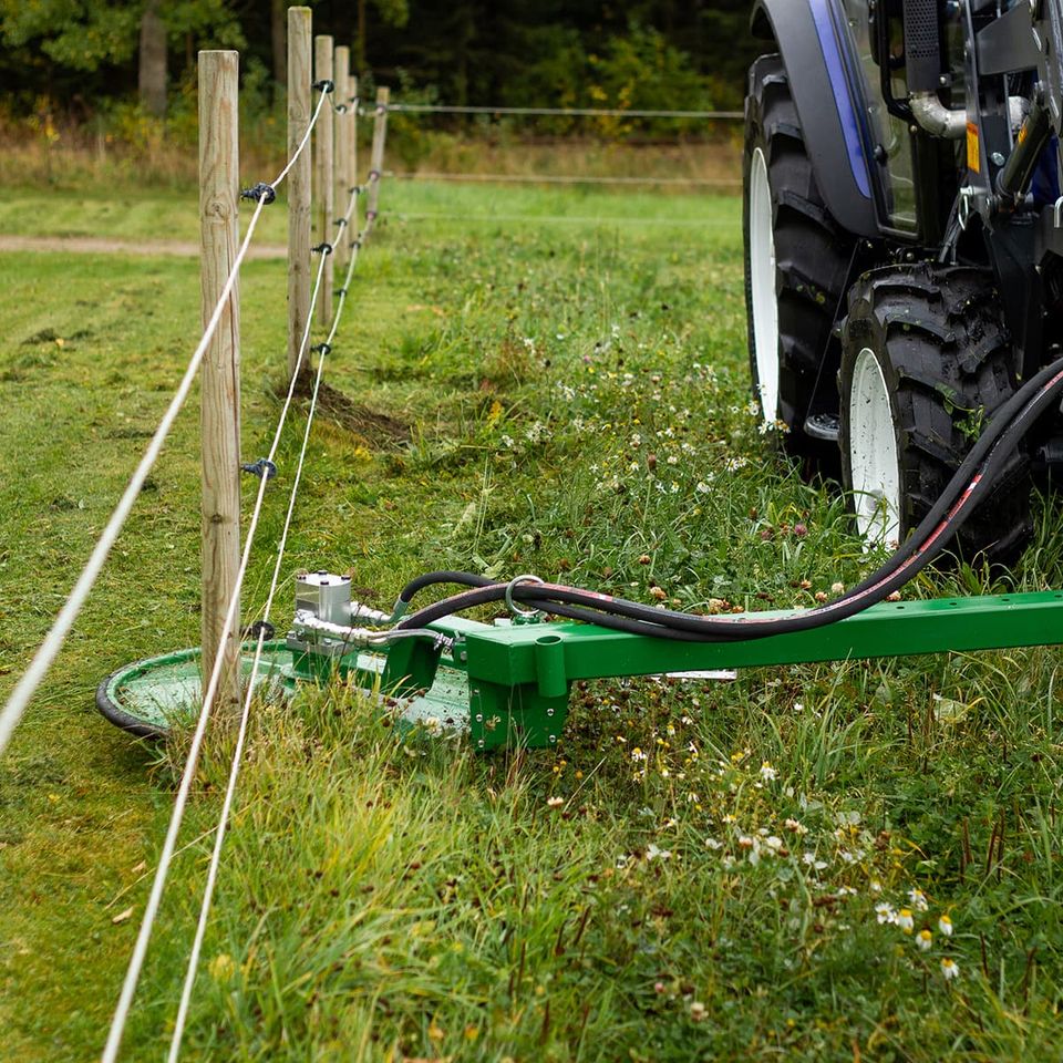 Zaunmäher Mähwerk Traktor Trommelmähwerk Mähwerk Kantenmäher Euro in Görlitz