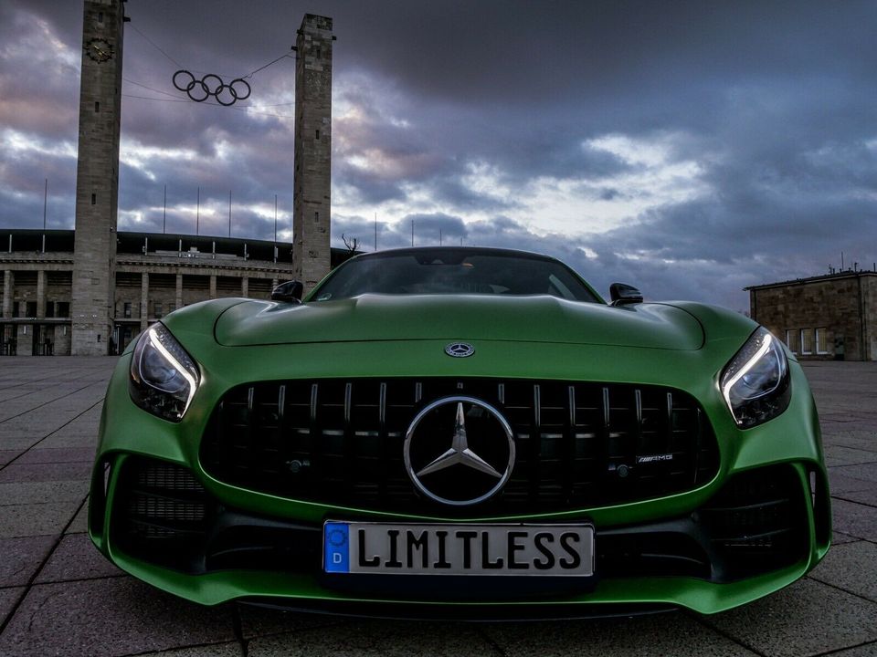 Mercedes-Benz AMG GTR GT mieten Berlin Sportwagen Autovermietung in Berlin