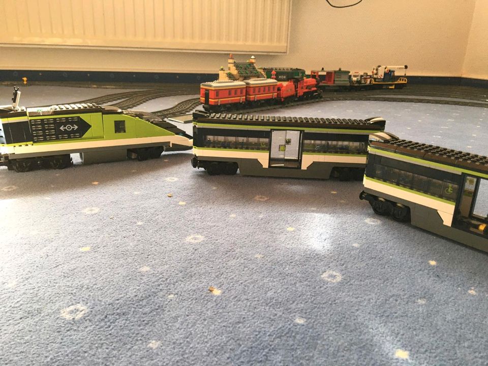 Lego Eisenbahn, Lego Züge, Lego Friends, Lego Bauset komplett in Bernau