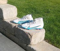 Nike Kickschuhe Größe 33.5 Baden-Württemberg - Munderkingen Vorschau