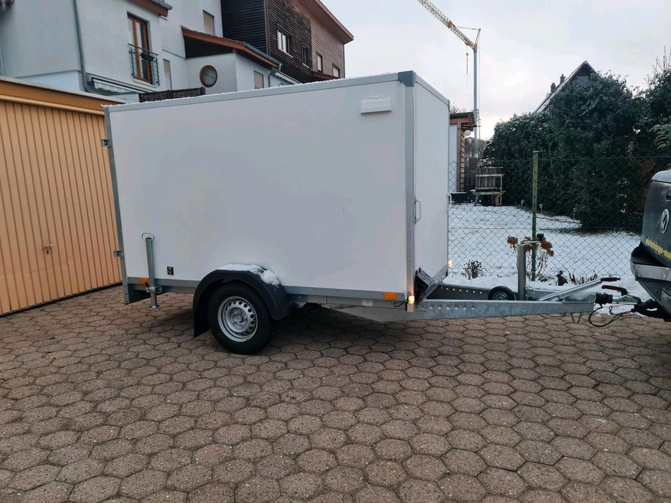 750 kg (( Gebremst )) Kofferanhänger + 100 km/h  248 x 134 x 150 in Mosbach