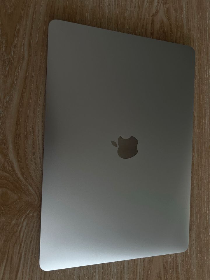 Apple MacBook Air Retina 13" 2019 in Kirn