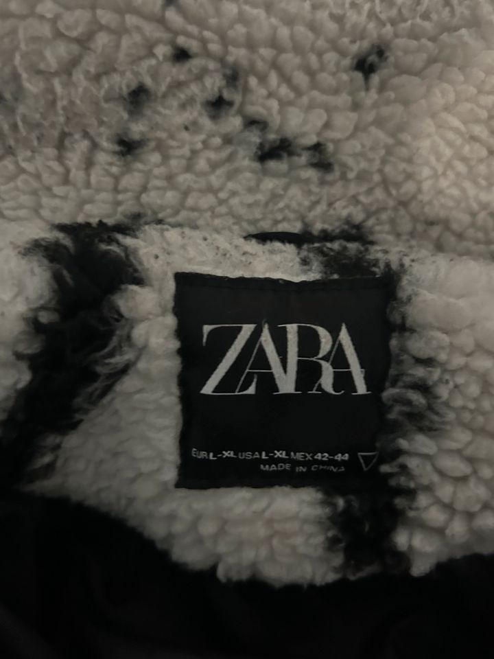 Zara Fleece Jacke in Essen