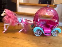 Barbie Kutsche mit Barbie Pferd Nordrhein-Westfalen - Olpe Vorschau