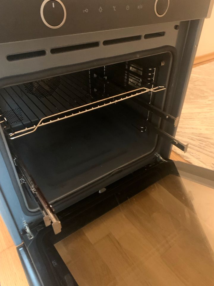 Gorenje Backofen BOP747S32X Pyrolyse - nur für Teile in Rodgau