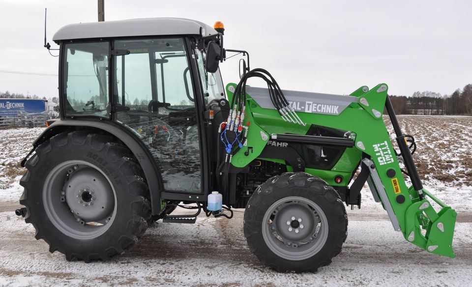 Frontlader MT01 Titan Trägkraft 1300 KG für Deutz Fahr in Neuhardenberg