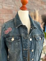 Orsay Jeans Jacke S/36 Blumen Stickerei Übergangsjacke Weste Hessen - Eschborn Vorschau