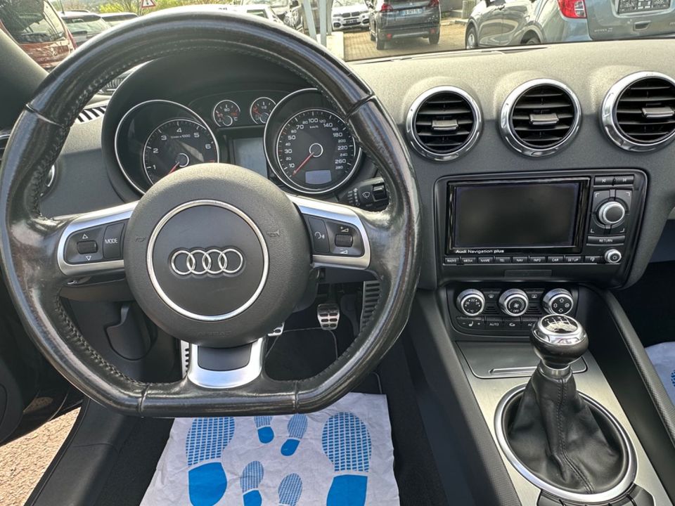 Audi TT Coupe/Roadster 2.0 TFSI *Bi-Xenon+Leder+Navi* in Merzig