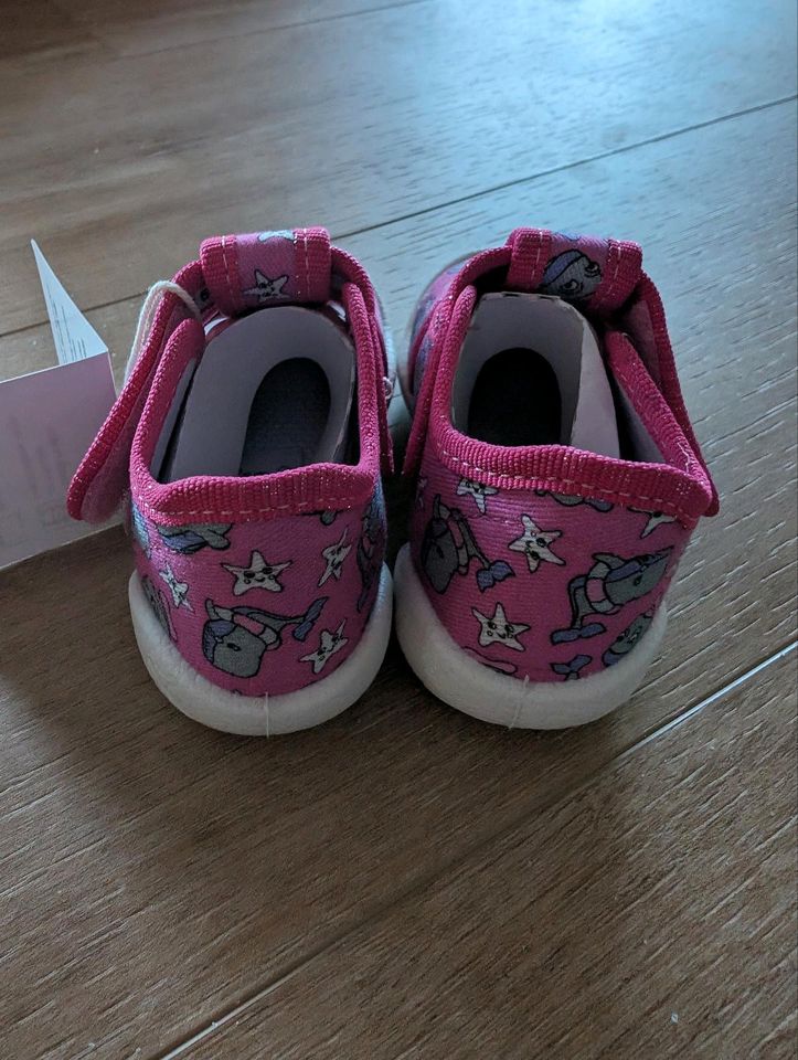 Erste Schuhe / Hausschuhe Gr. 20 von RomiKids -NEU- m.K. in Weißenfels