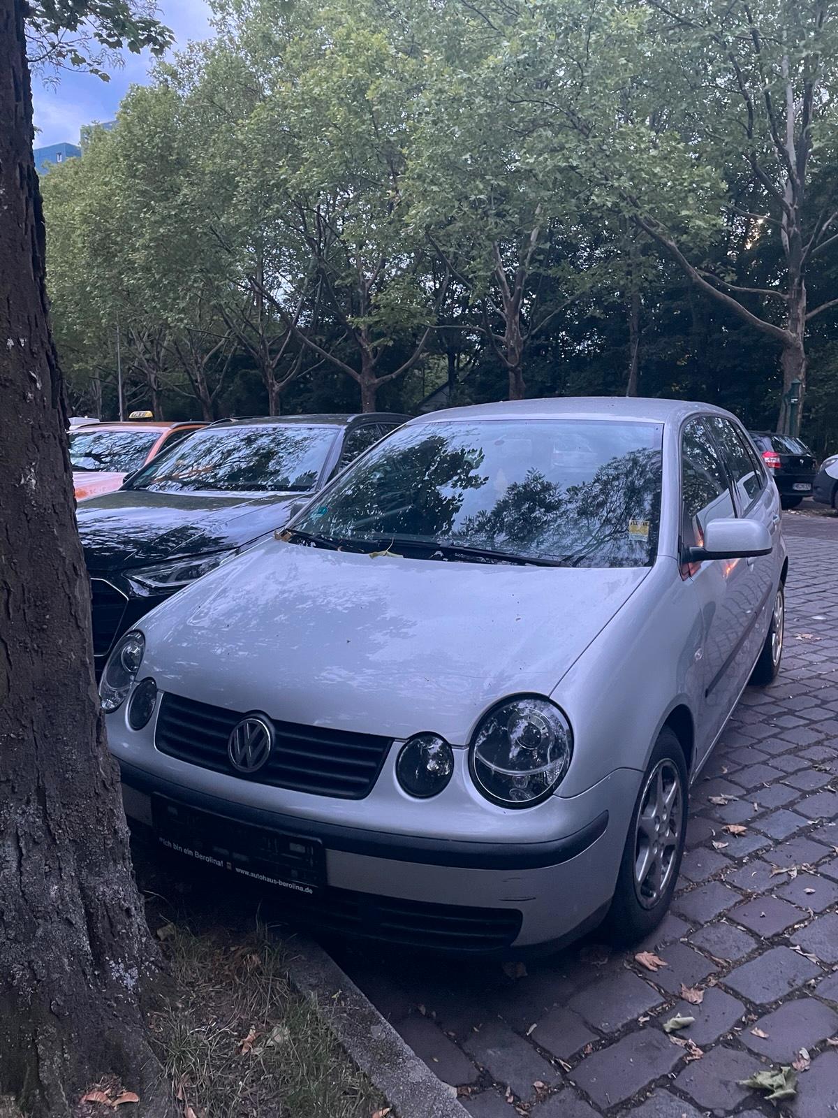 Abbildung des Autos VW POLO MIT MOTORPROBLEM…