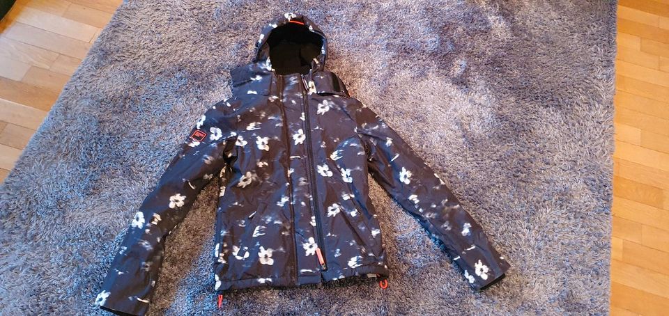 Superdry Jacke Mädchen XS in Langenfeld